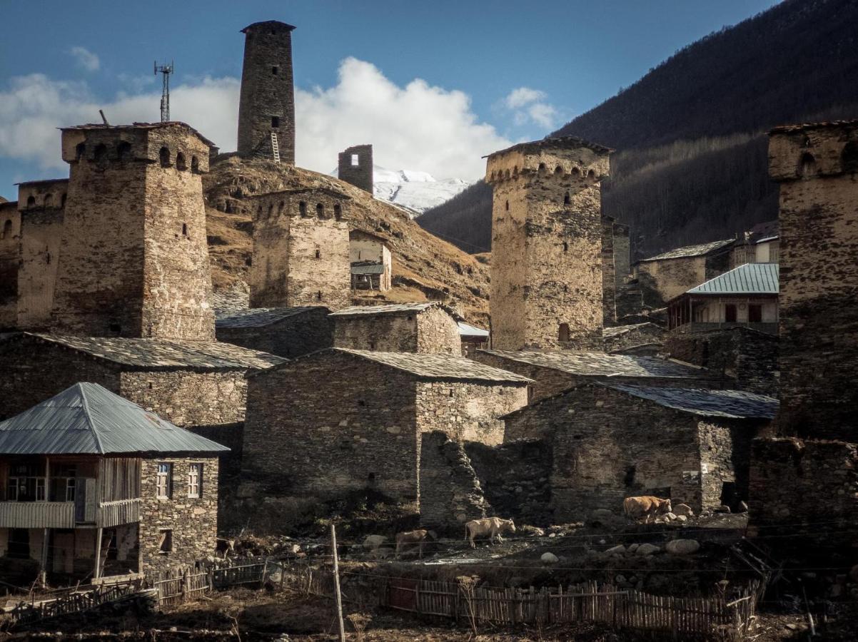 Old House Hotel Ushguli ภายนอก รูปภาพ