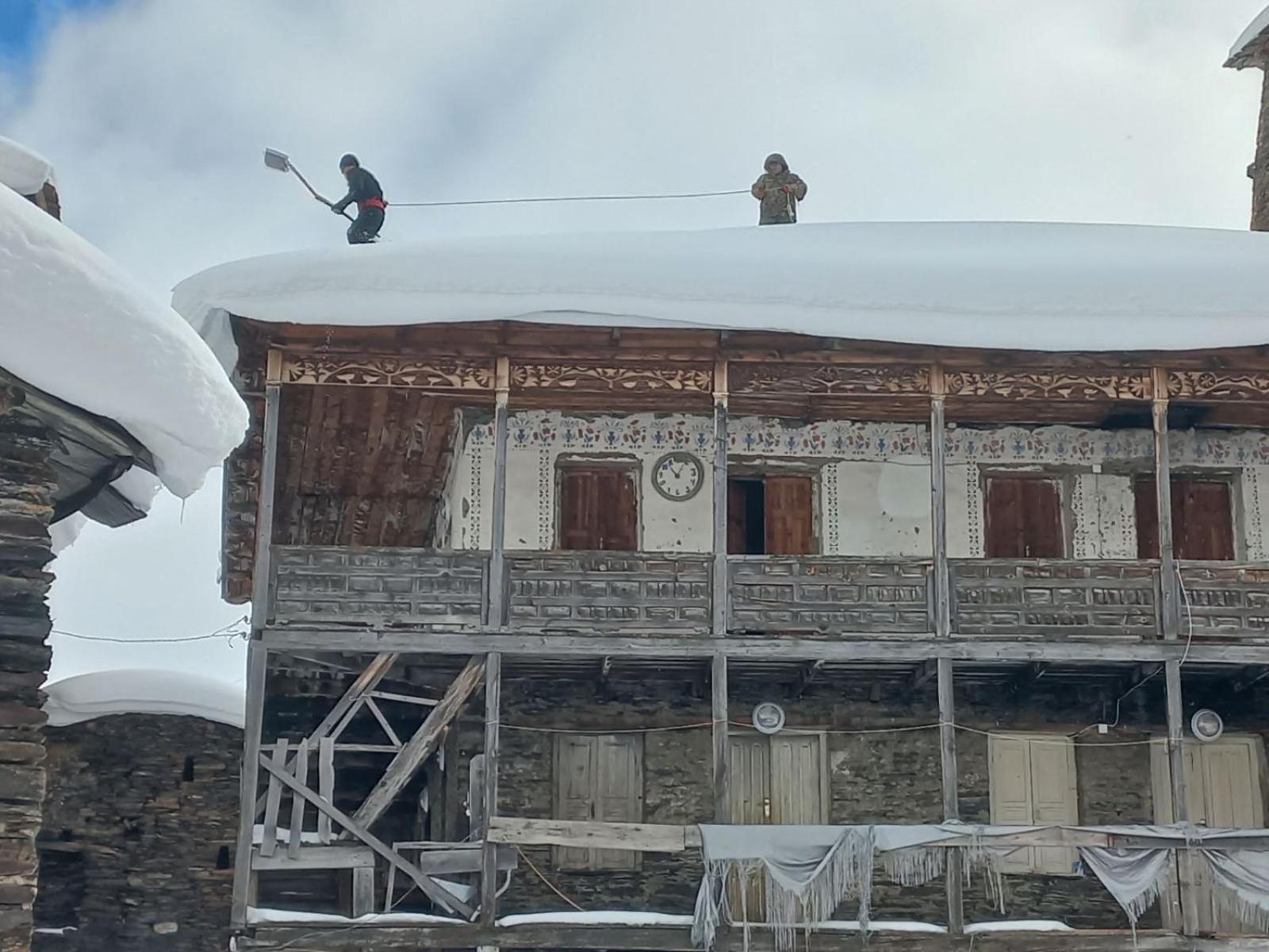 Old House Hotel Ushguli ภายนอก รูปภาพ
