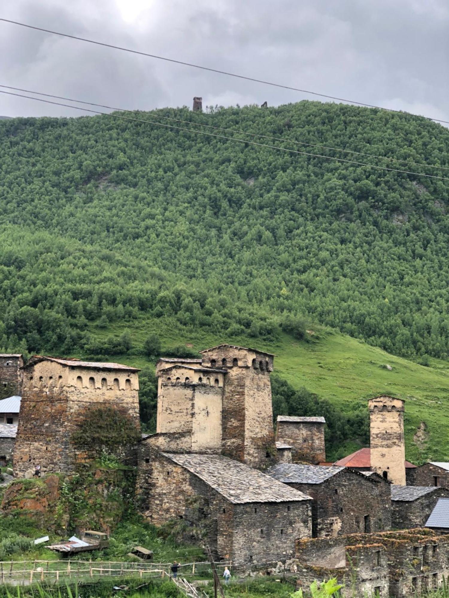 Old House Hotel Ushguli ภายนอก รูปภาพ